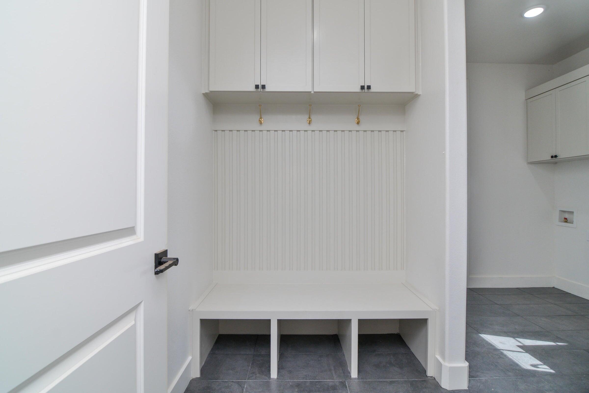 7801 56th Street Lubbock, TX 79407 - Photo 16 of 27 Mud Room