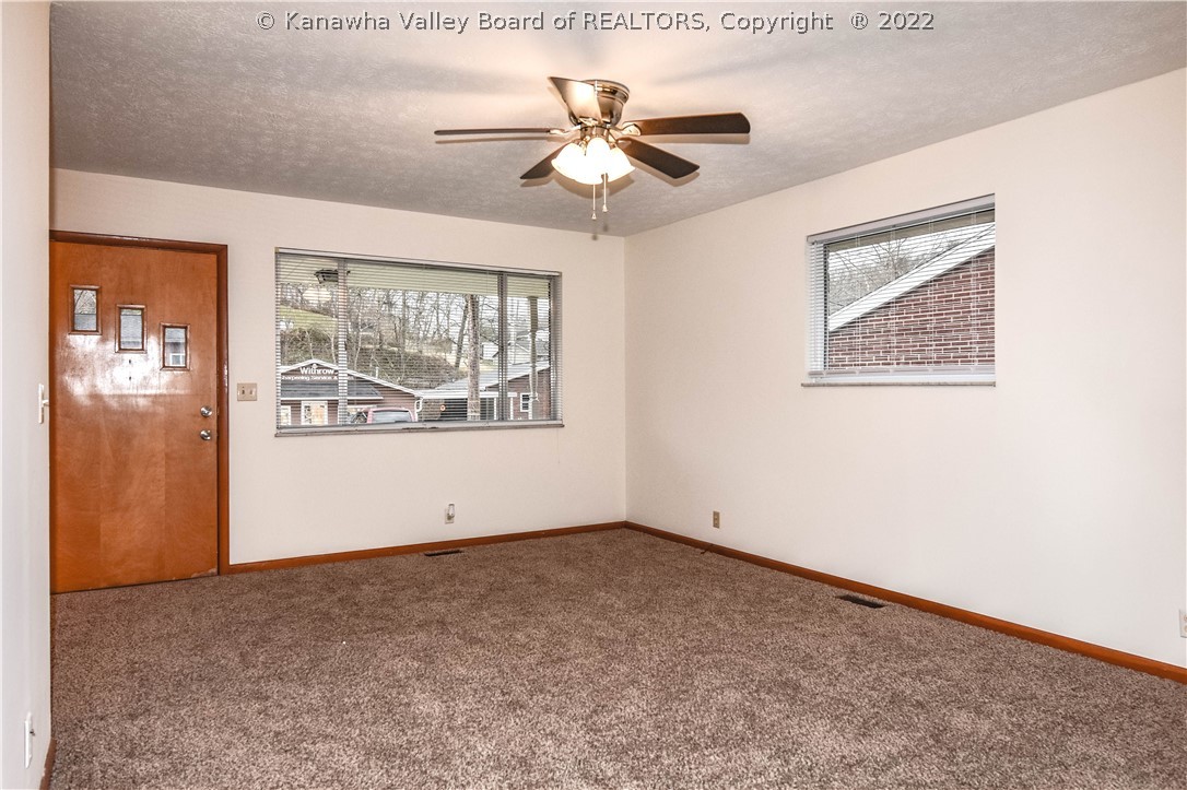 4716 Spring Drive Huntington, WV 25705 - Photo 5 of 13 Gallery Image 5