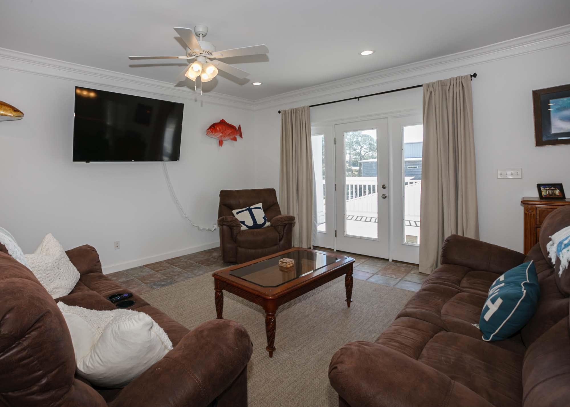 26724 Marina Road, Unit 26724 & 26726 Orange Beach, AL 36561 - Photo 49 of 88 Living Room