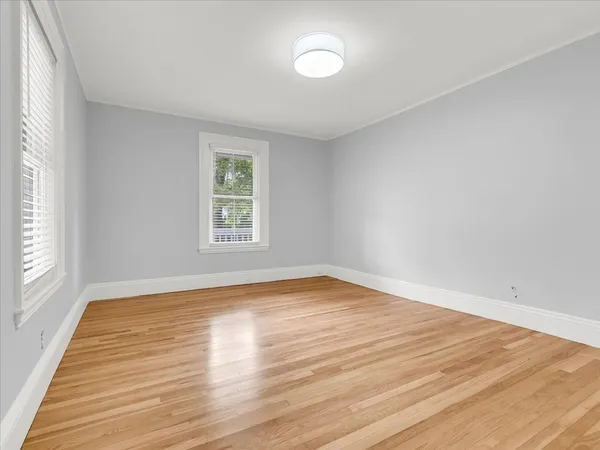 $1,690,000 | 186 Main Street, Wayland, MA 01778