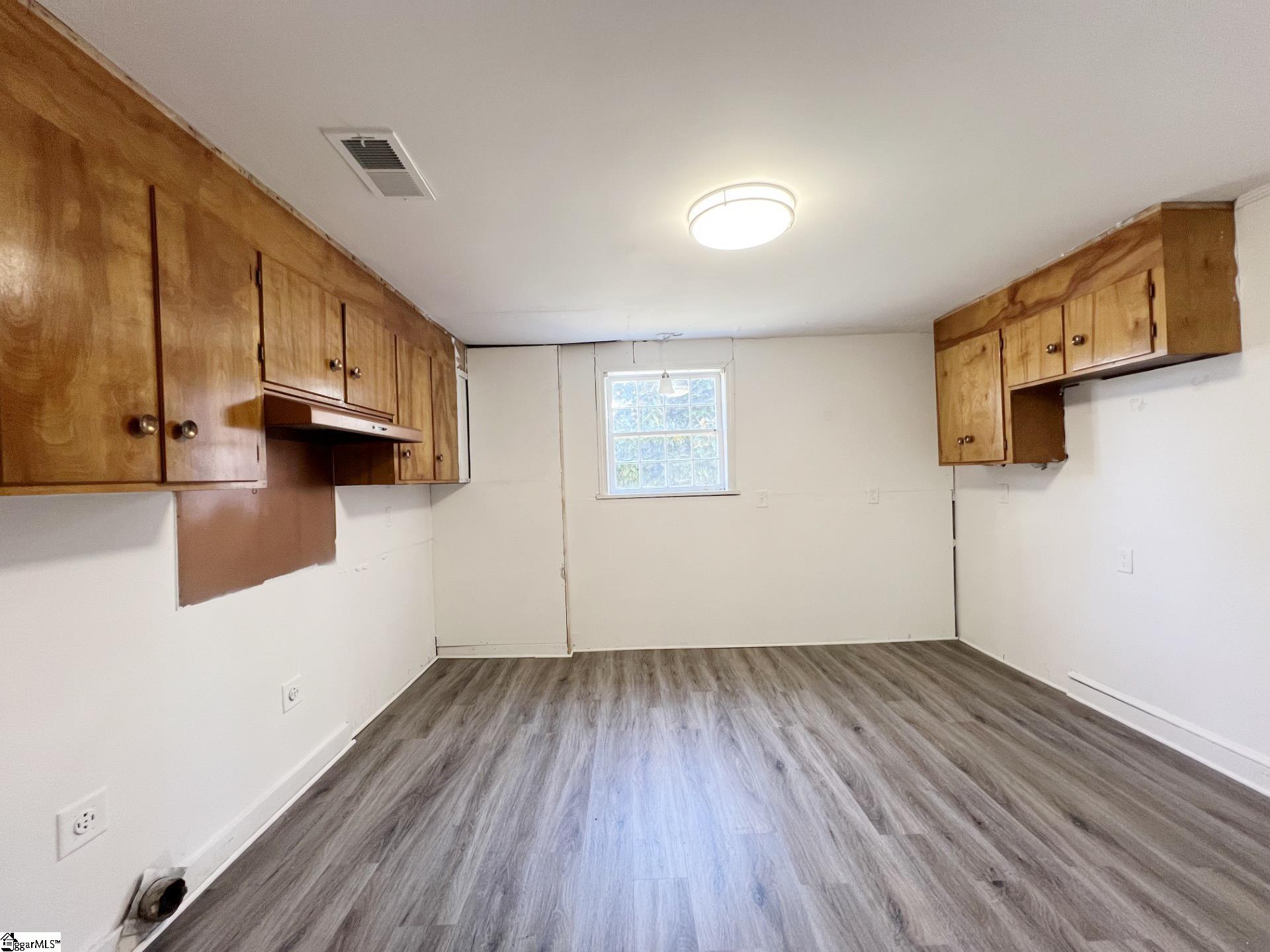 5 Howell Road Greenville, SC 29615 - Photo 24 of 25 Gallery Image 24