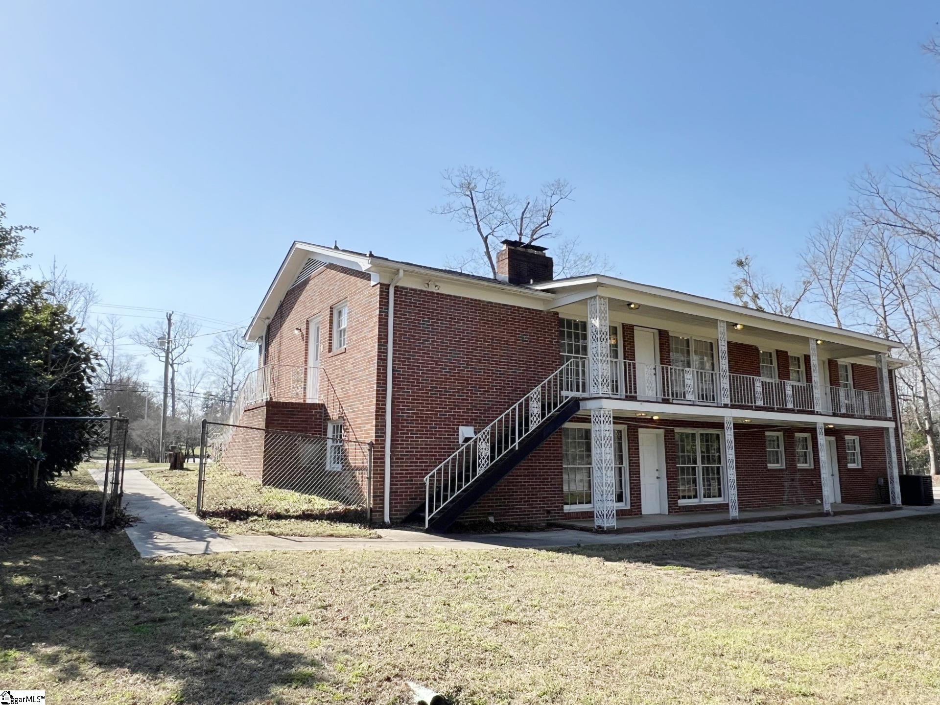 5 Howell Road Greenville, SC 29615 - Photo 4 of 25 Gallery Image 4