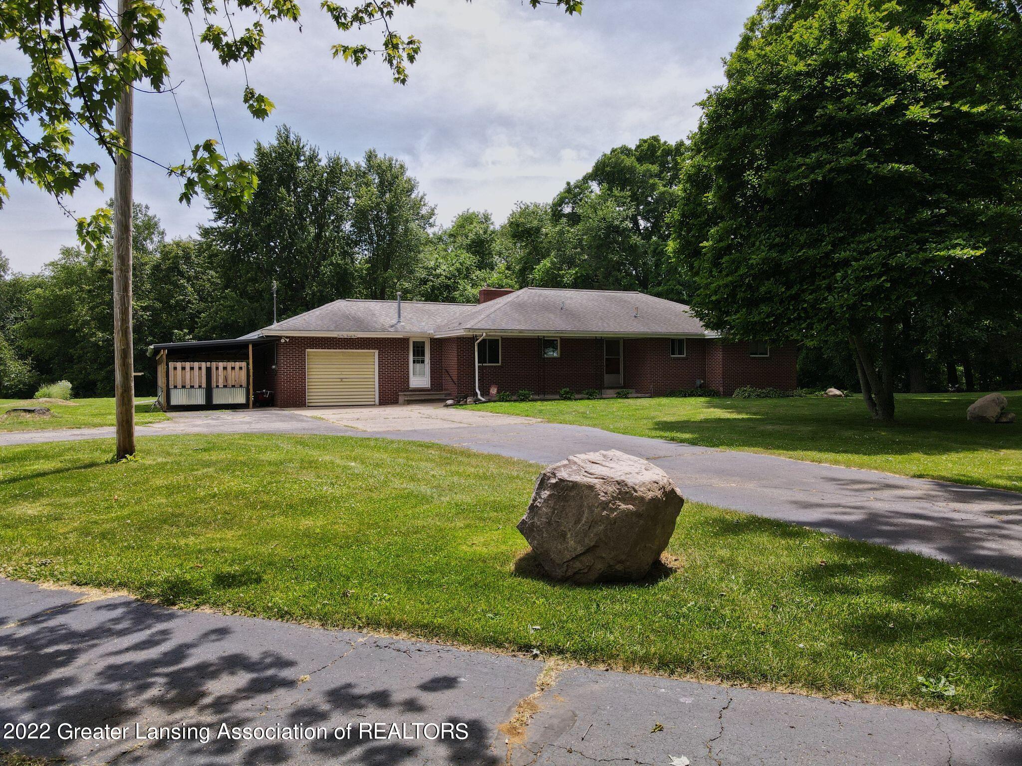 10125 Waterloo-Munith Road Munith, MI 49259 - Photo 3 of 47 32