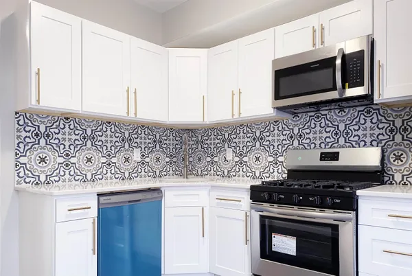 $3,100 | 48 Dwight Street, Unit 2, Jersey City, NJ 07305