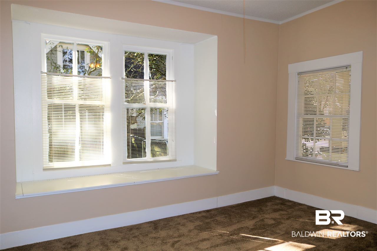 134 Hyland Avenue Mobile, AL 36607 - Photo 6 of 16 Guestroom