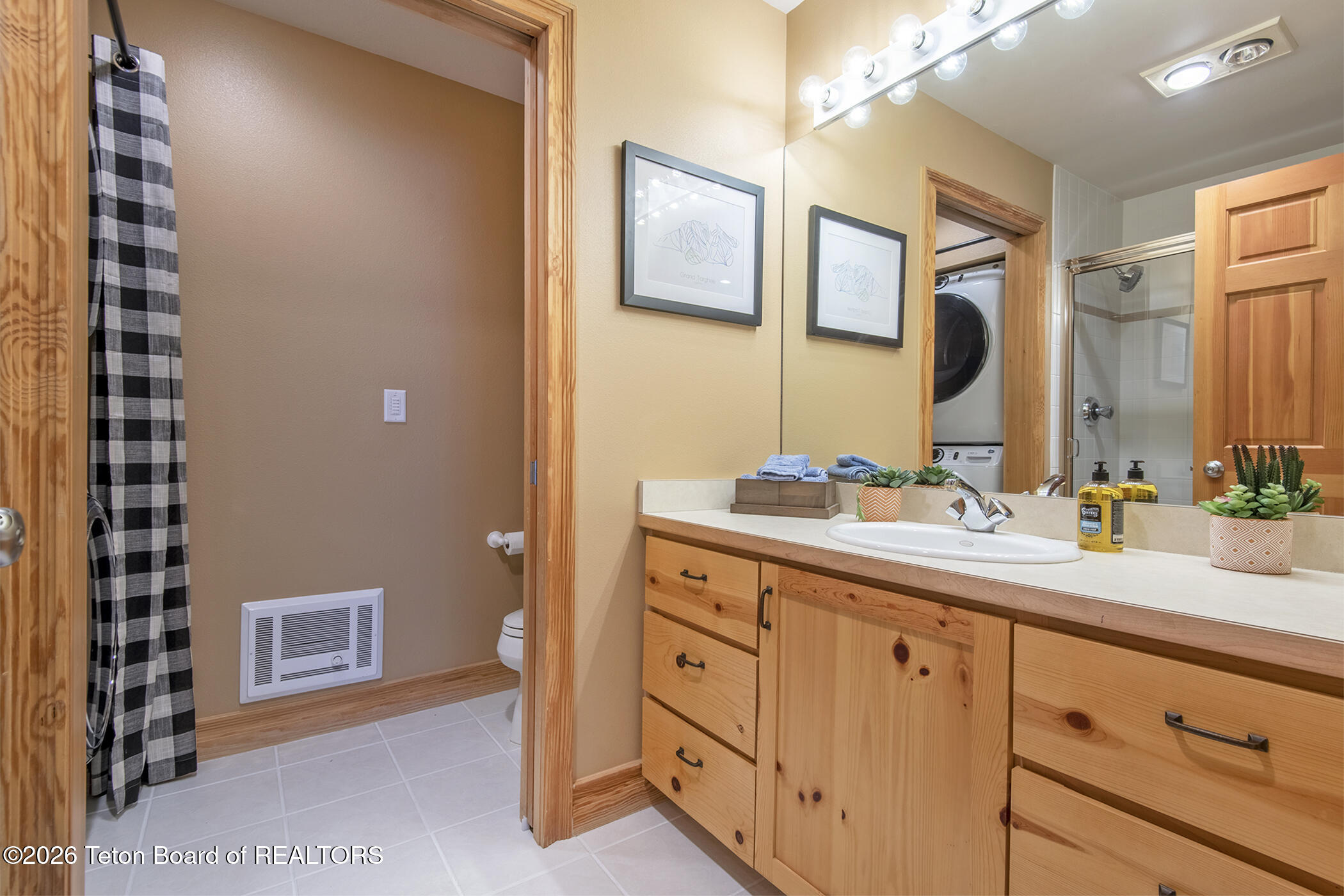 2740 Shadowmoon Lane, Unit 218 Driggs, ID 83422 - Photo 14 of 37 DSC_1999-HDR