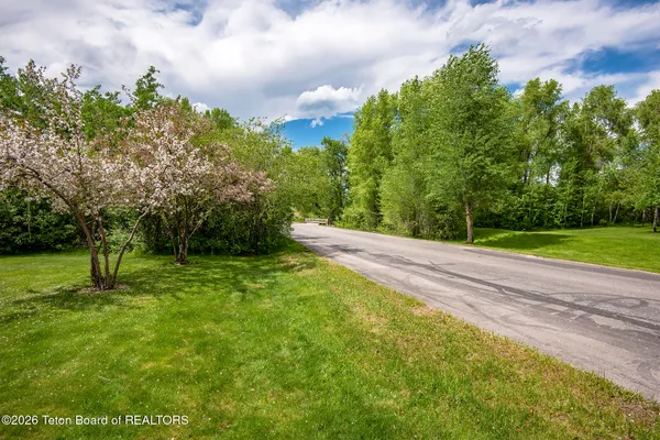 $599,000 | 2740 Shadowmoon Lane, Unit 218, Driggs, ID 83422