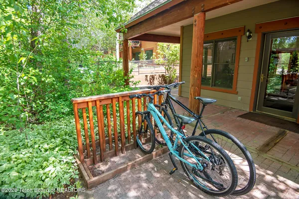 $599,000 | 2740 Shadowmoon Lane, Unit 218, Driggs, ID 83422