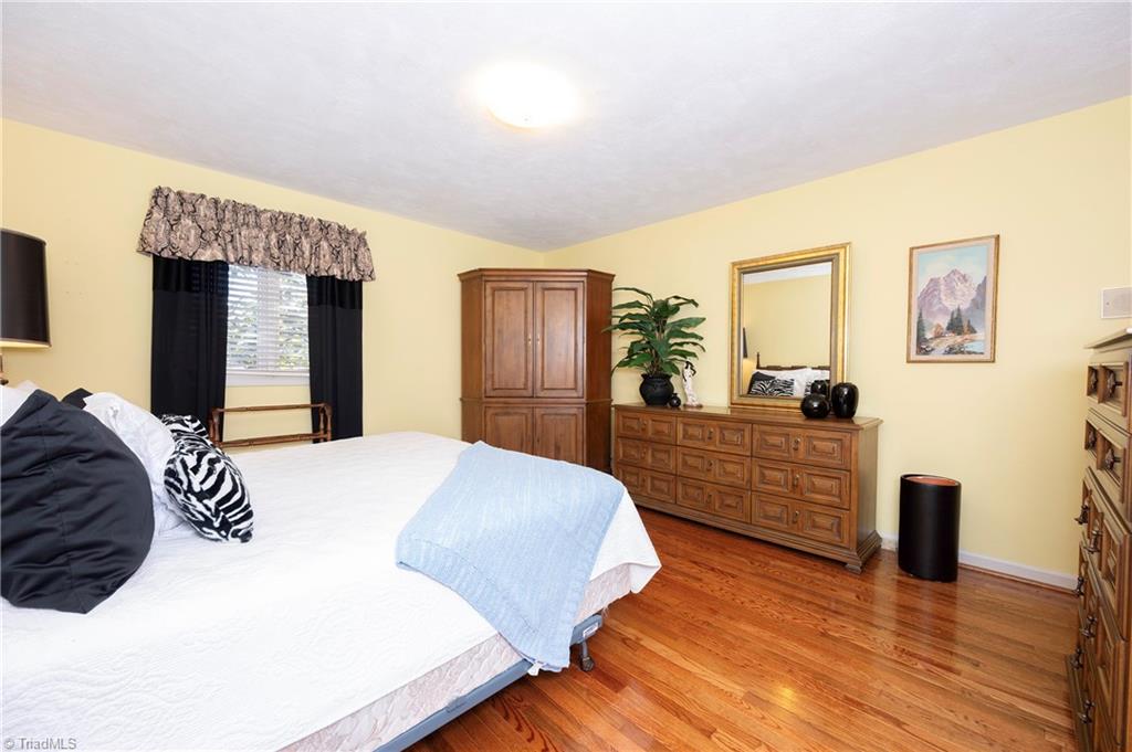 4255 Briar Creek Road Clemmons, NC 27012 - Photo 15 of 44 Primary Bedroom 1