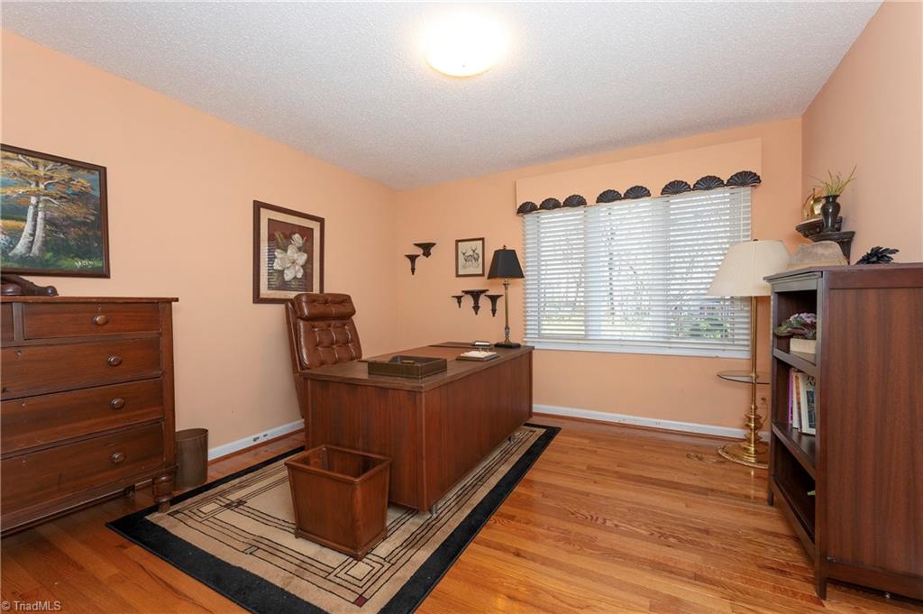 4255 Briar Creek Road Clemmons, NC 27012 - Photo 18 of 44 Guest Bedroom 3