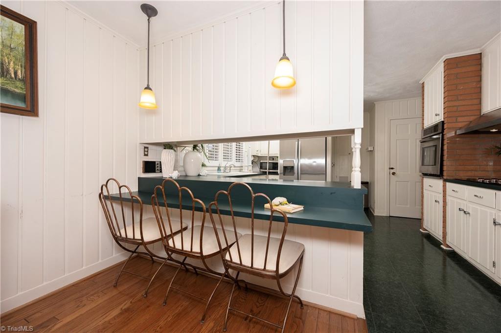 4255 Briar Creek Road Clemmons, NC 27012 - Photo 8 of 44 Breakfast Bar