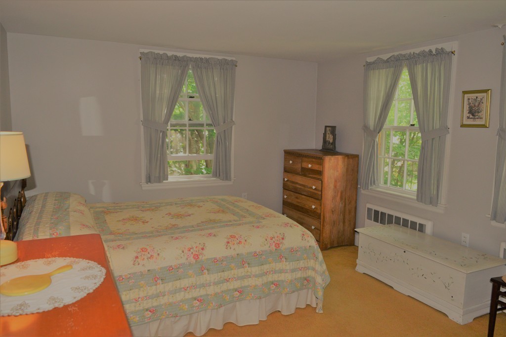 70 Oak Ridge Road Reading, MA 01867 - Photo 24 of 30
