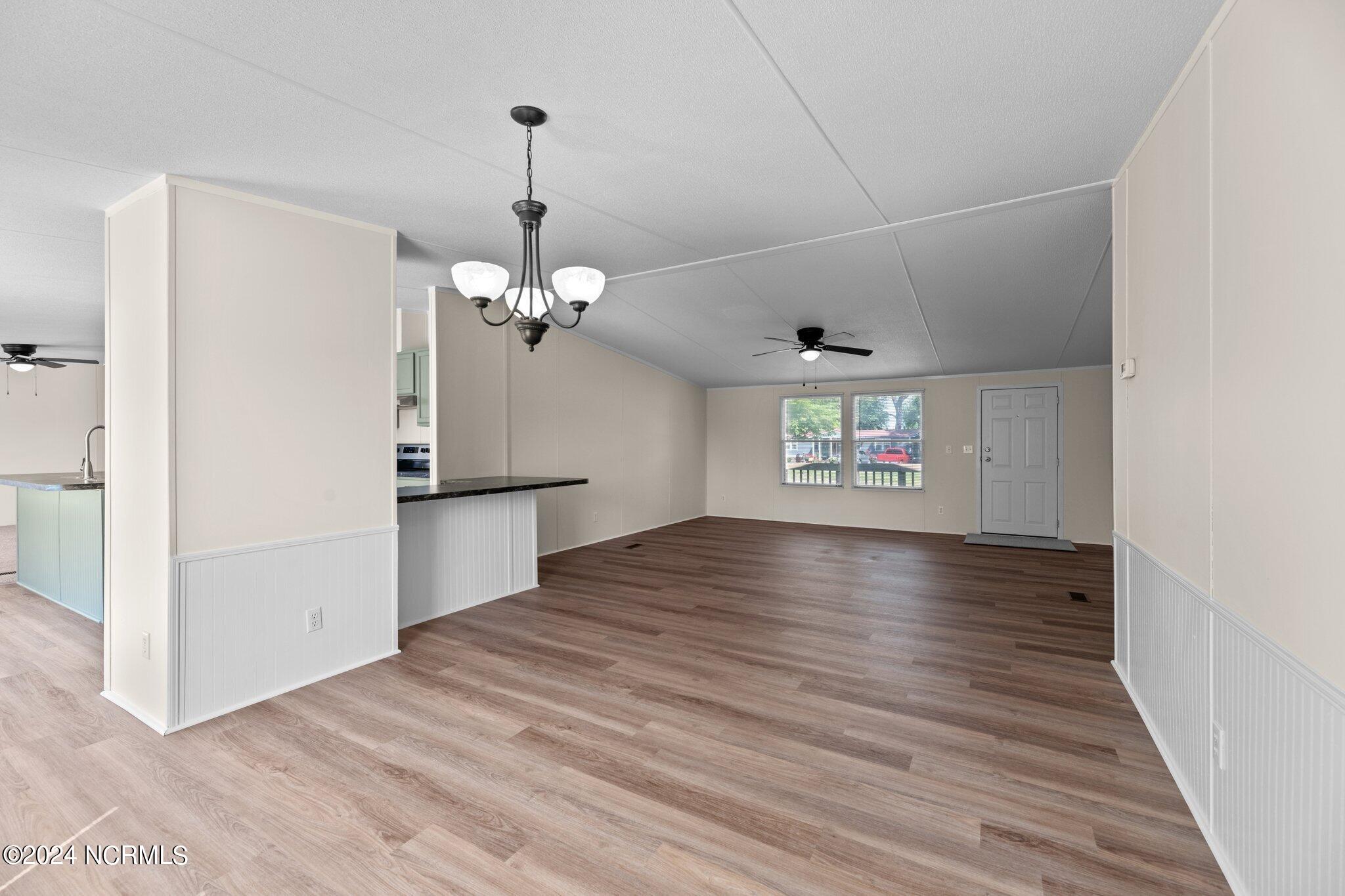 516 Cicero Riggs Road Cove City, NC 28523 - Photo 6 of 23 Dining Area