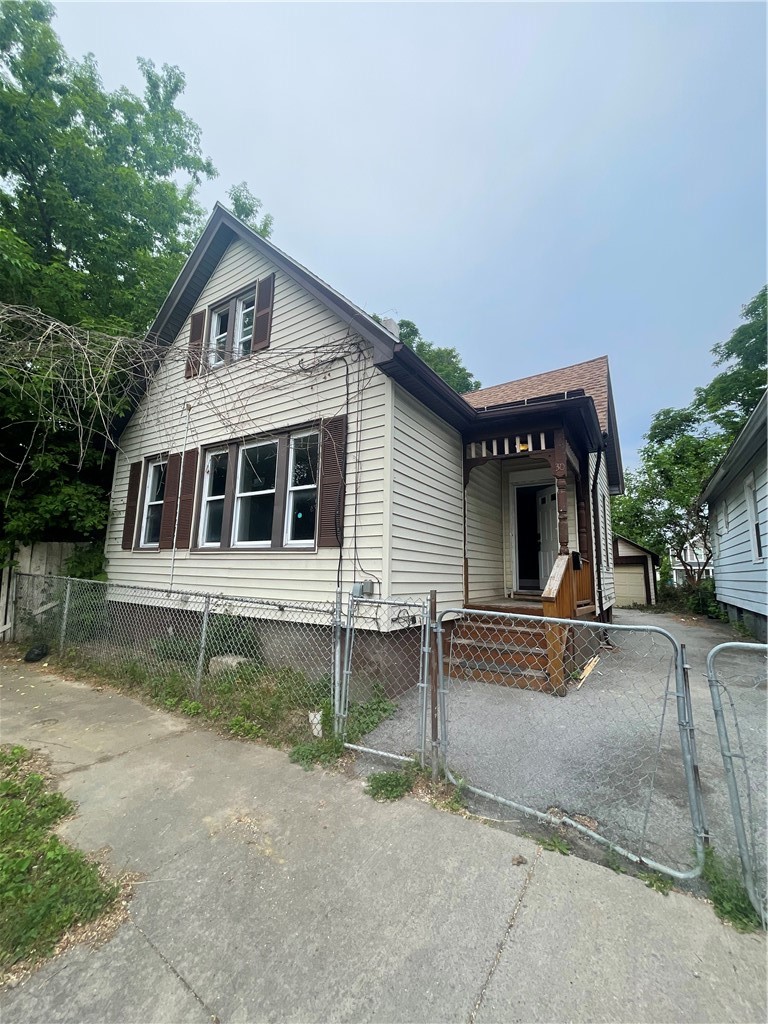30 Siebert Place Rochester, NY 14605 - Photo 1 of 1