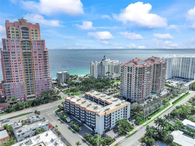 $545,000 | 2029 North Ocean Boulevard, Unit 208, Fort Lauderdale, FL 33305