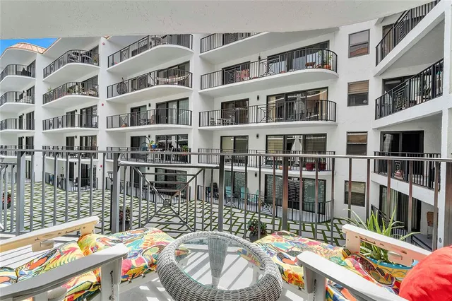 $545,000 | 2029 North Ocean Boulevard, Unit 208, Fort Lauderdale, FL 33305