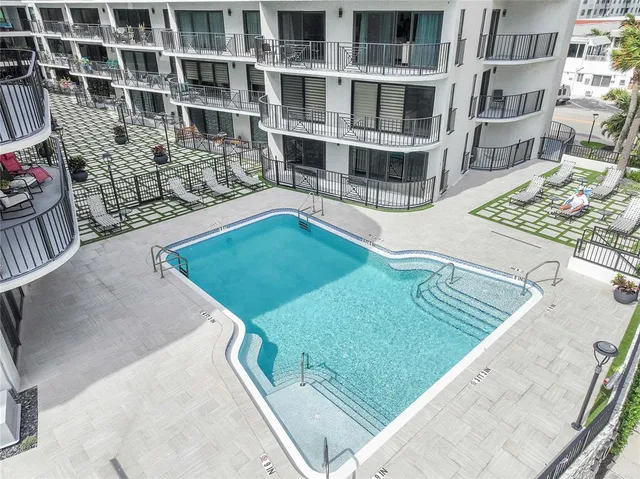 $545,000 | 2029 North Ocean Boulevard, Unit 208, Fort Lauderdale, FL 33305