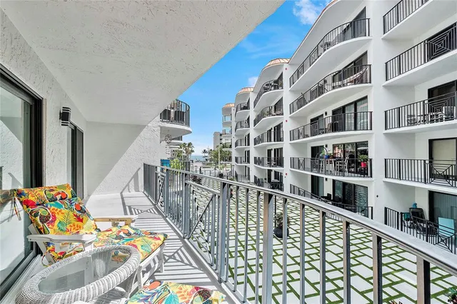 $545,000 | 2029 North Ocean Boulevard, Unit 208, Fort Lauderdale, FL 33305