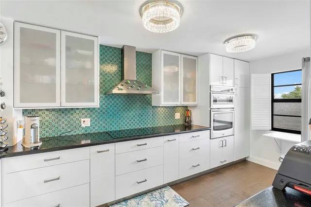 $545,000 | 2029 North Ocean Boulevard, Unit 208, Fort Lauderdale, FL 33305