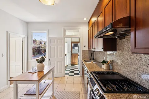 $995,000 | 3396 16th Street, San Francisco, CA 94114
