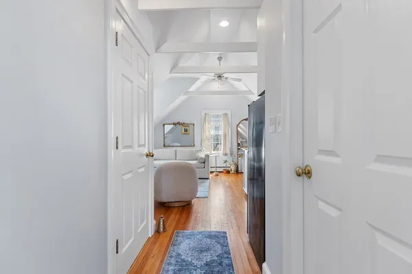 $3,200 | 3 Circle Street, Unit 3, Marblehead, MA 01945