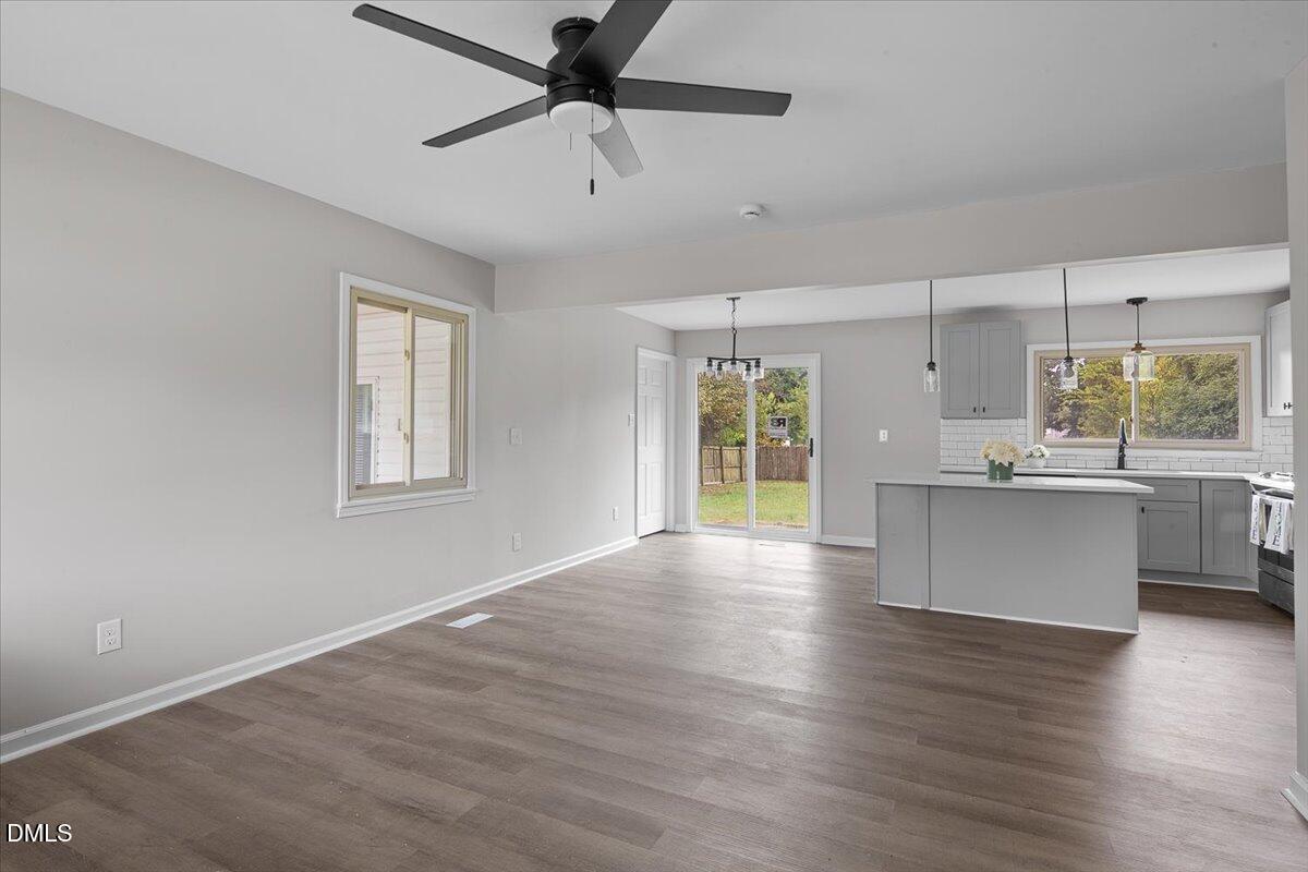 682 Montclair Road Fayetteville, NC 28314 - Photo 4 of 25 03-AR5I3430