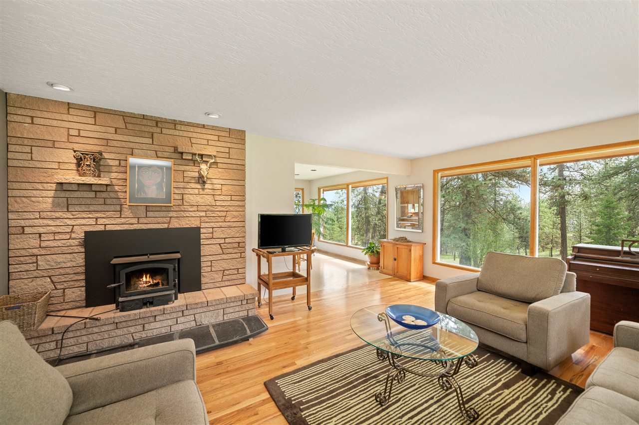 15115 North Hazard Road Spokane, WA 99208 - Photo 3 of 20