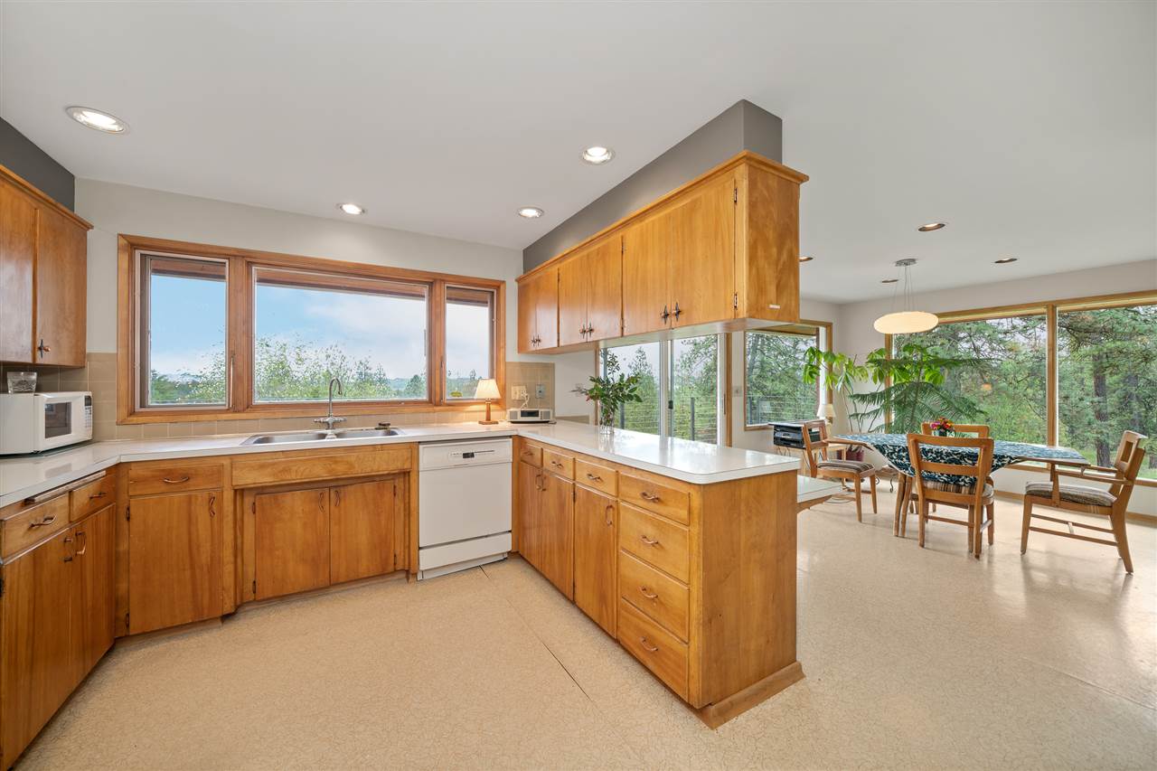 15115 North Hazard Road Spokane, WA 99208 - Photo 5 of 20