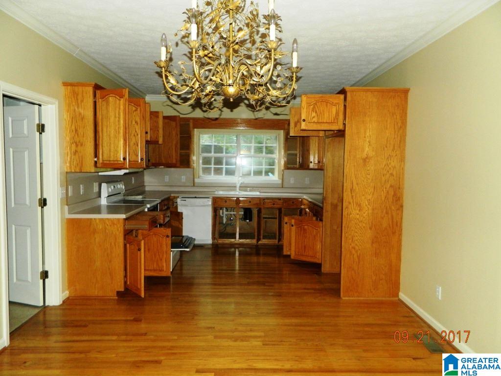 270 Comanche Street Montevallo, AL 35115 - Photo 3 of 16
