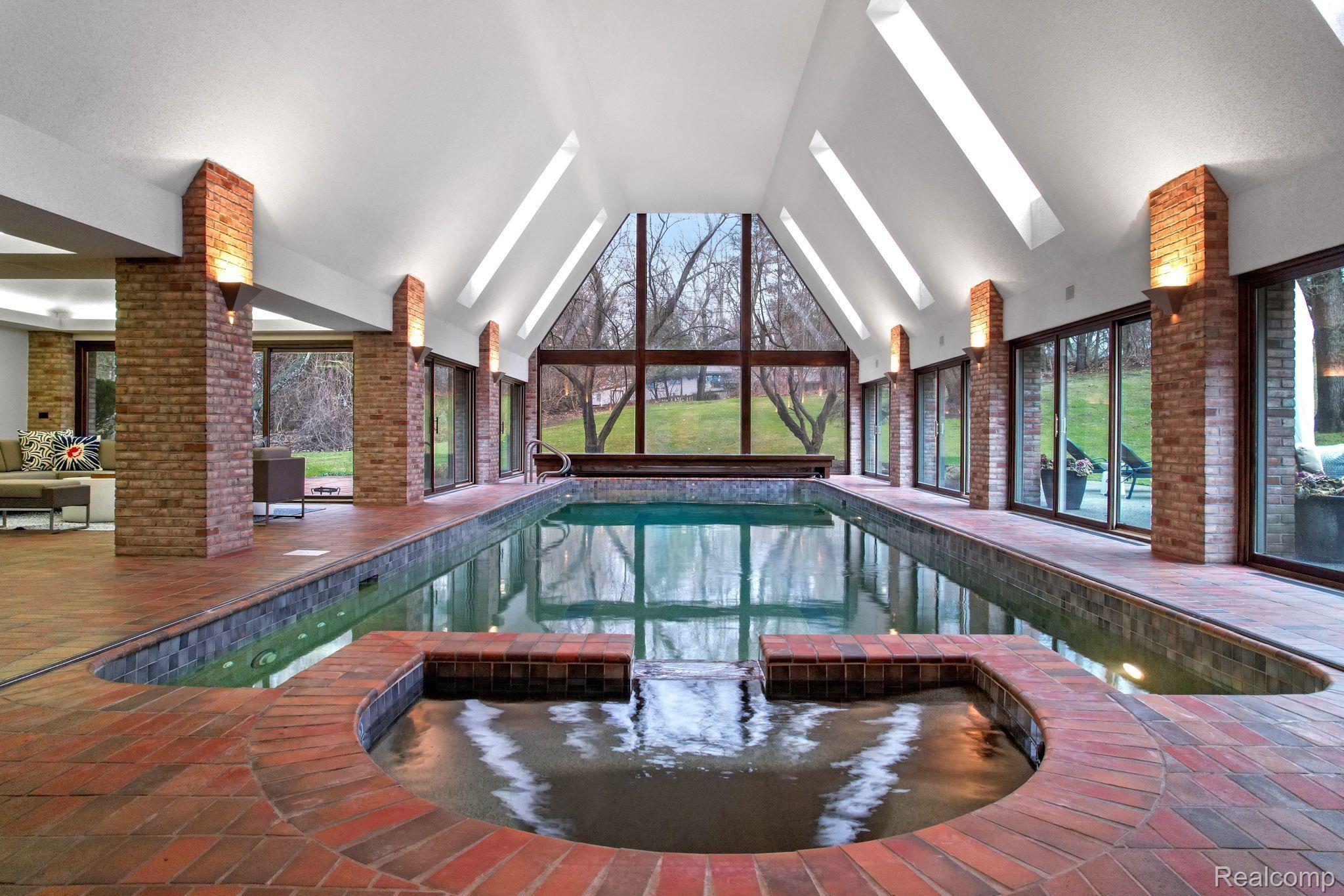 26025 Woodlore Road Franklin, MI 48025 - Photo 41 of 49 Gallery Image 41