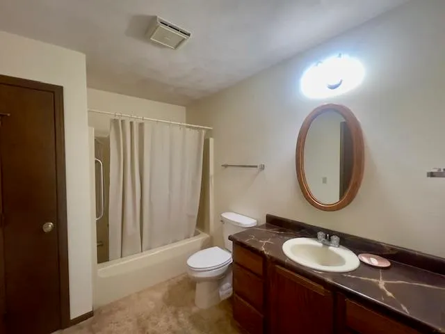 $257,900 | 2008 Ridgeway Road, Monroe, WI 53566