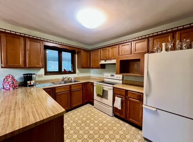 2008 Ridgeway Road Monroe, WI 53566 - Photo 2 of 28