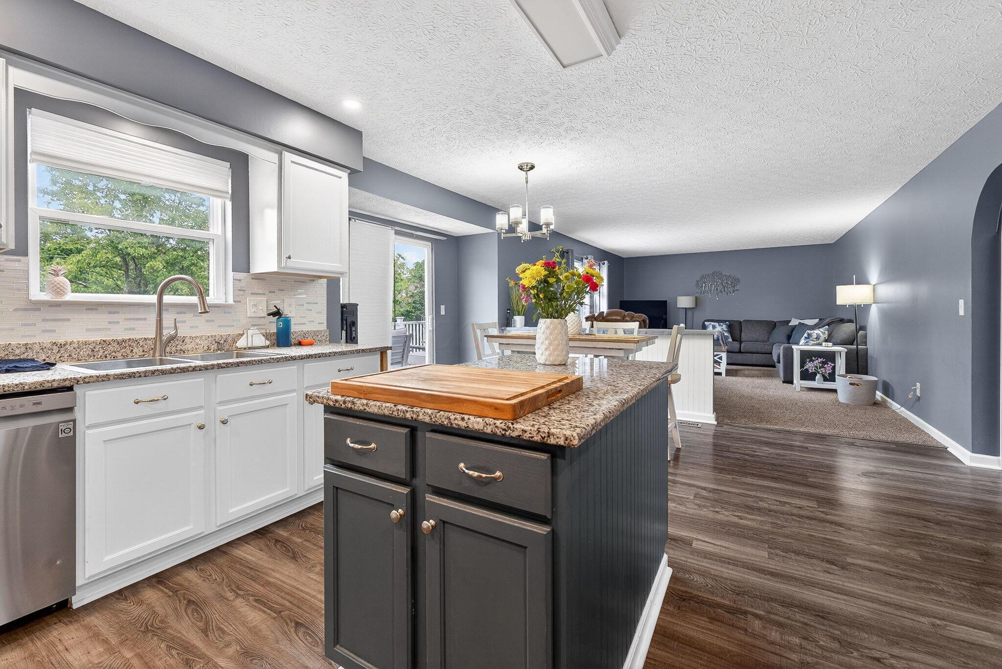 22 Tabilore Loop Delaware, OH 43015 - Photo 23 of 77 22 Tabilore Rd (Interior)-16