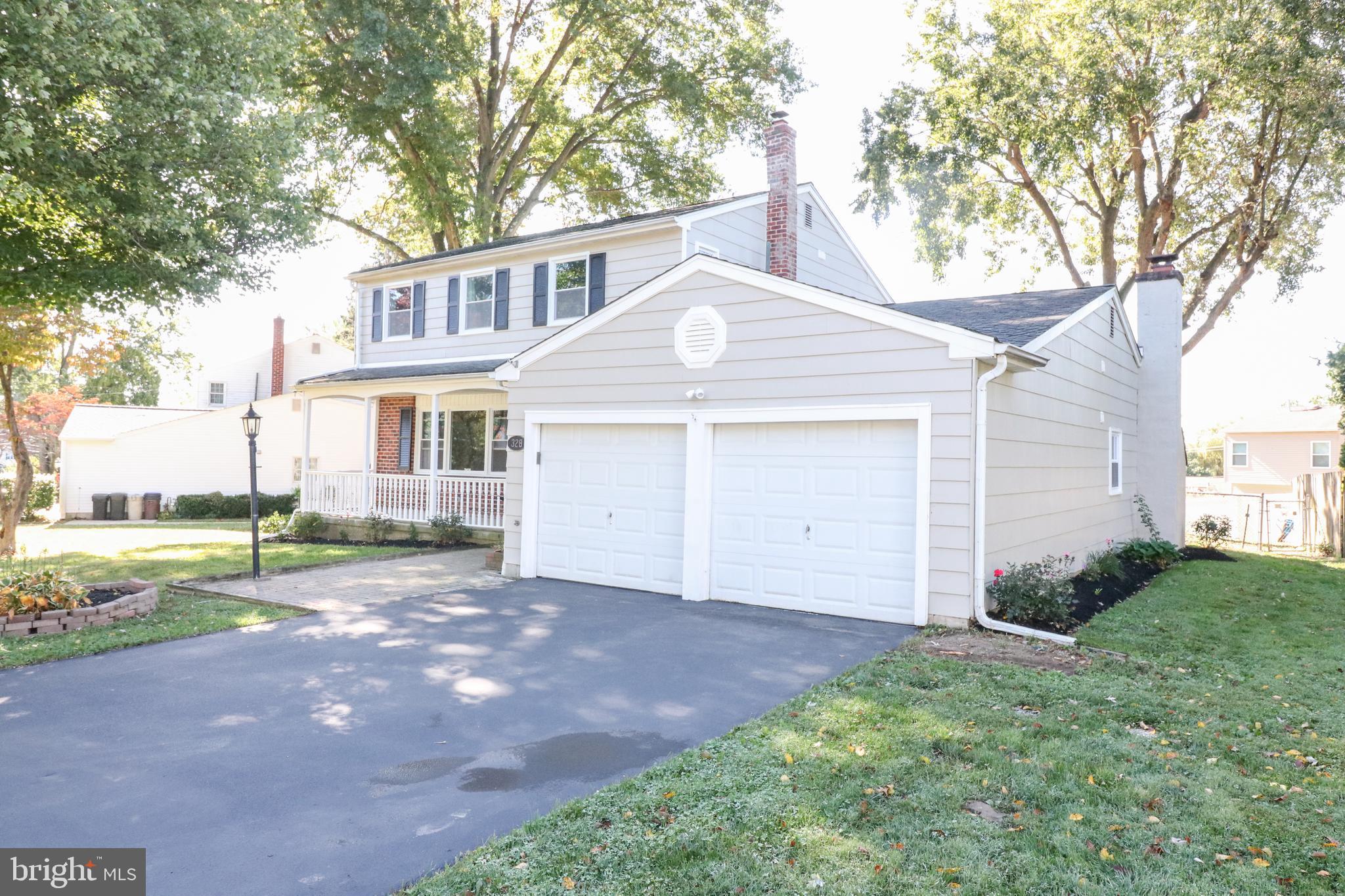 328 Coldspring Road Southampton, PA 18966 - Photo 2 of 29 Exterior Front