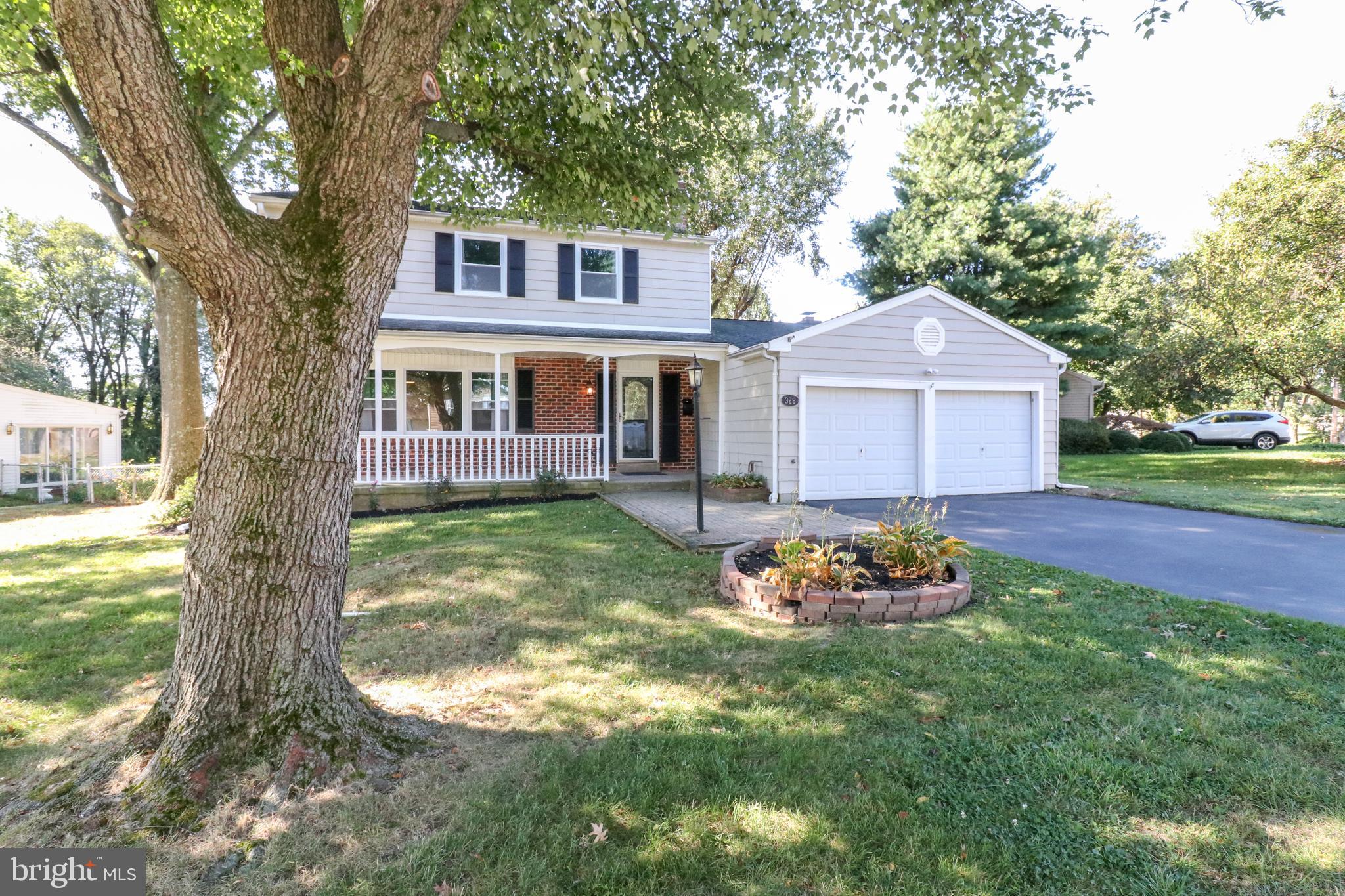 328 Coldspring Road Southampton, PA 18966 - Photo 3 of 29 Exterior Front