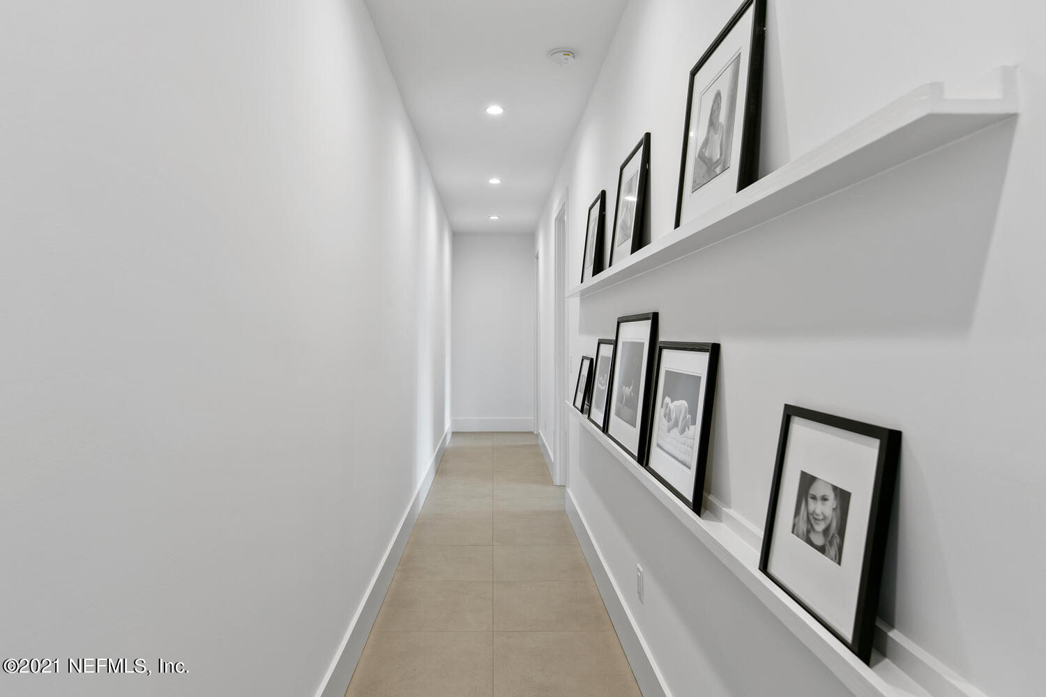 28 Hopson Road Jacksonville Beach, FL 32250 - Photo 87 of 103 Downstairs hallway