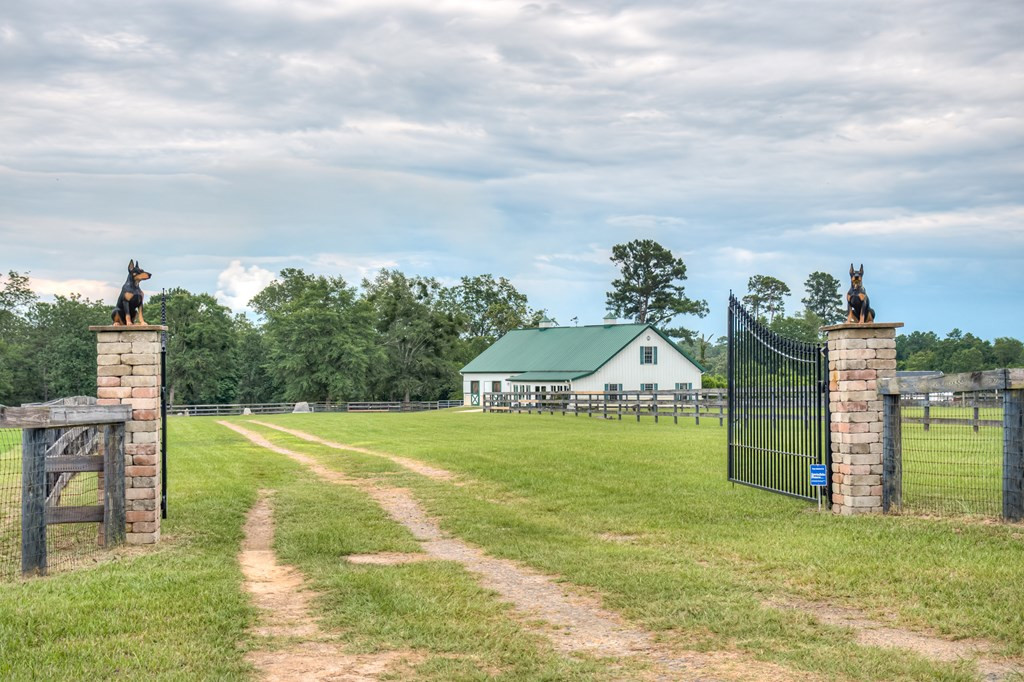 1850 Hatchaway Bridge Road Aiken, SC 29805 - Photo 2 of 32