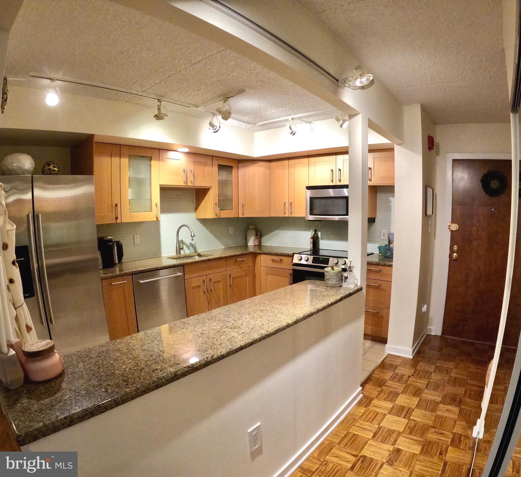 19 Rock Hill Road, Unit 3E Bala Cynwyd, PA 19004 - Photo 8 of 22 Kitchen