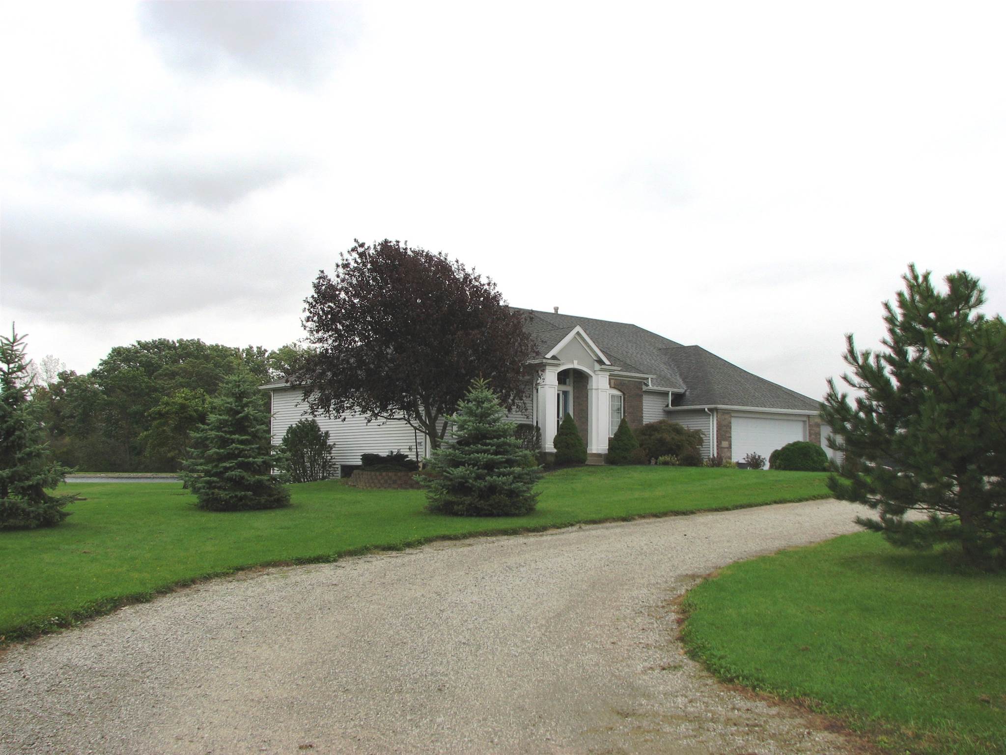 12326 Yoder Road Roanoke, IN 46783 - Photo 28 of 36