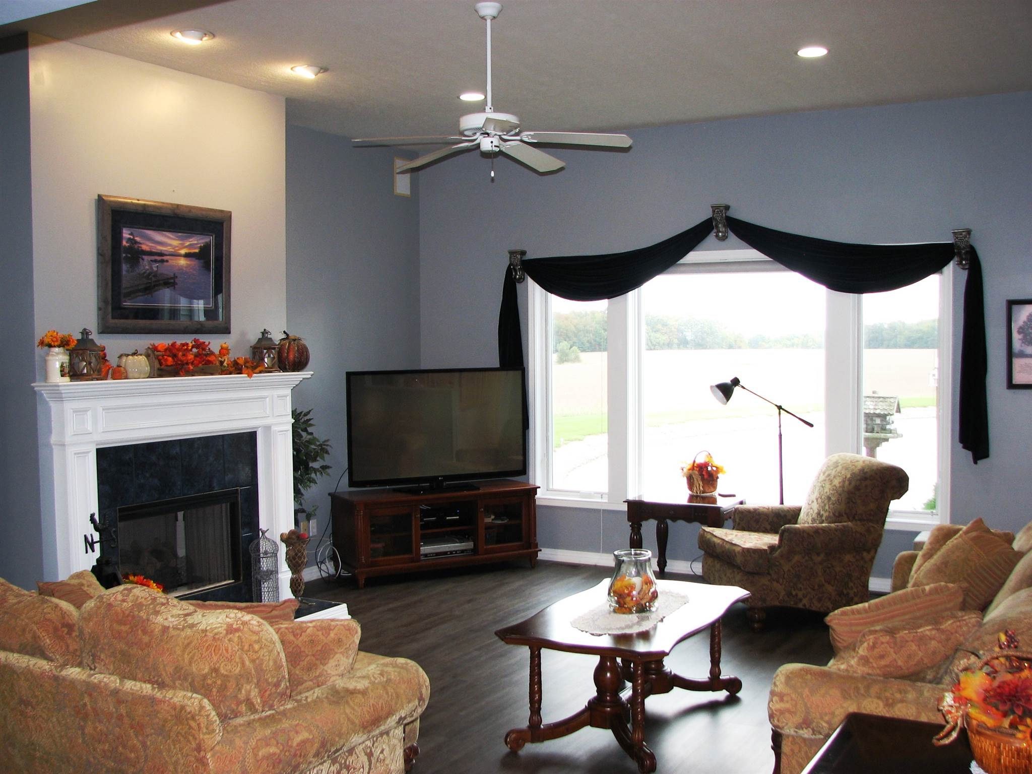 12326 Yoder Road Roanoke, IN 46783 - Photo 4 of 36
