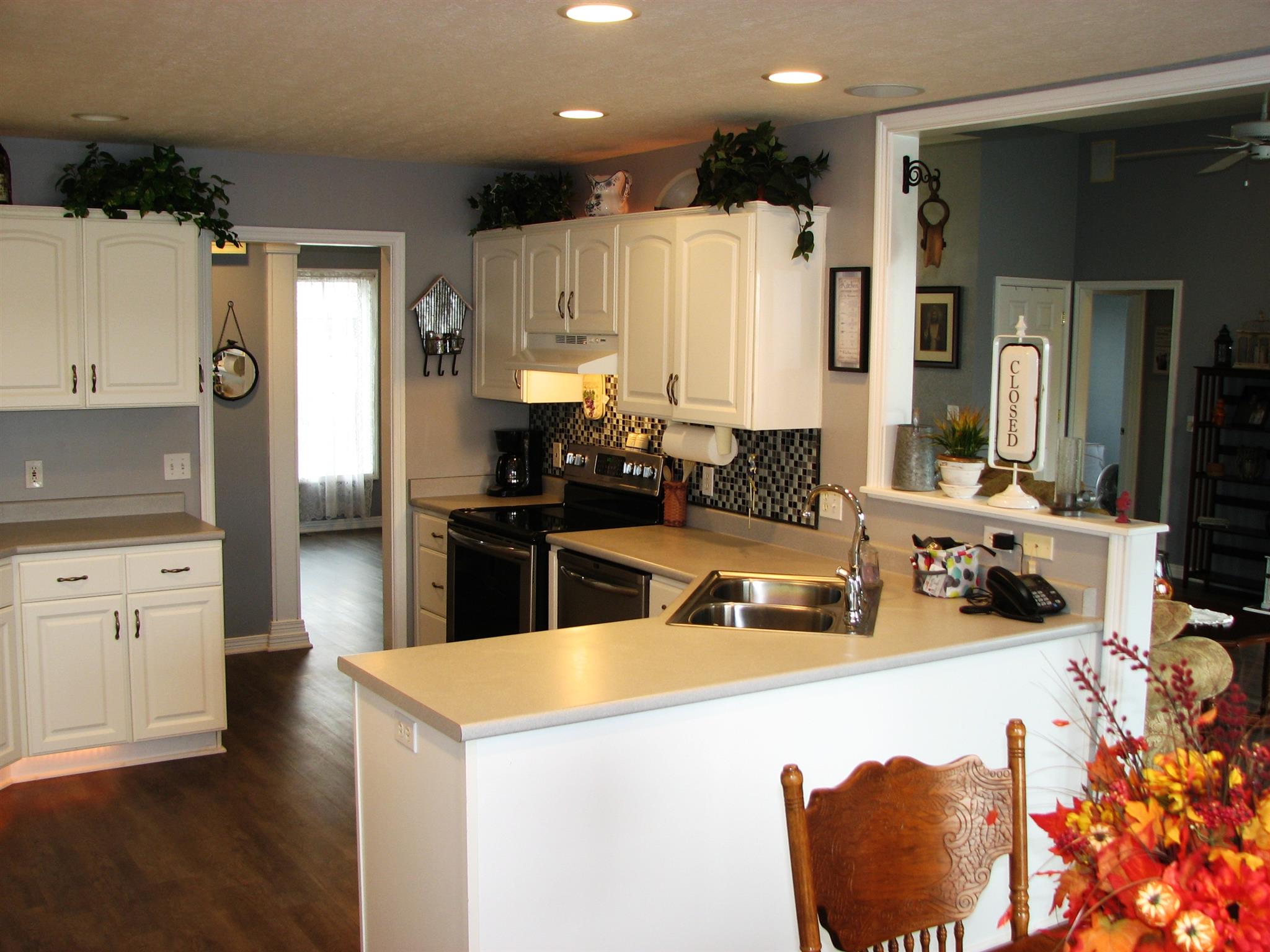 12326 Yoder Road Roanoke, IN 46783 - Photo 9 of 36