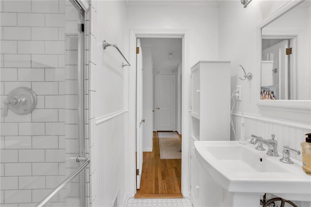 716 Burke Road Northeast Atlanta, GA 30305 - Photo 19 of 32