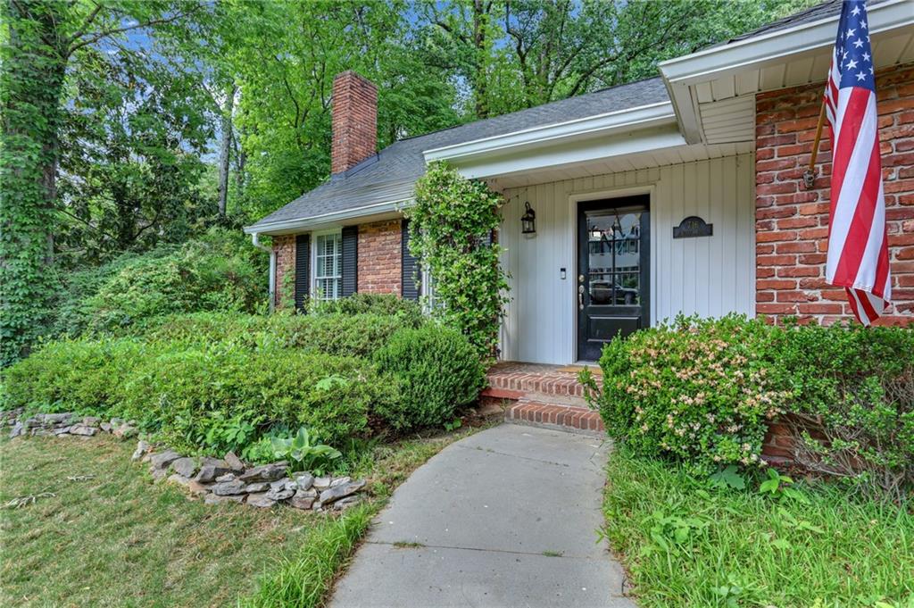 716 Burke Road Northeast Atlanta, GA 30305 - Photo 4 of 32