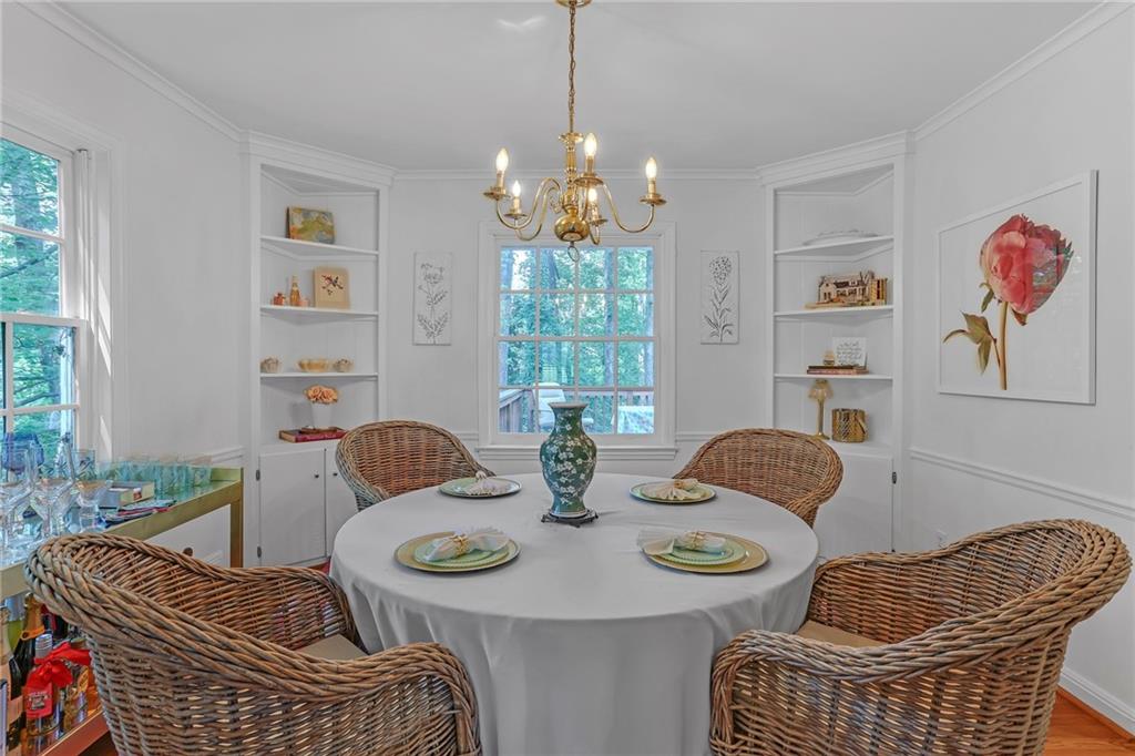 716 Burke Road Northeast Atlanta, GA 30305 - Photo 10 of 32