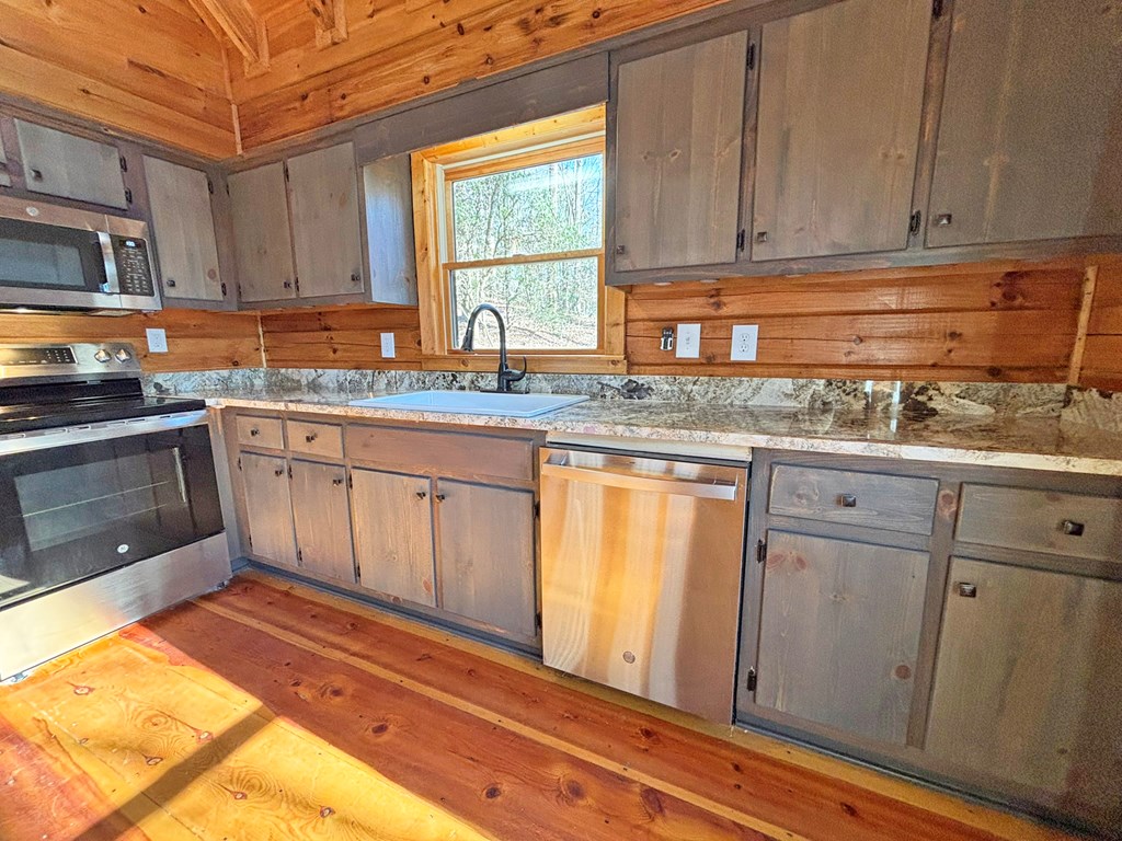 571 Jones Creek Road Ellijay, GA 30540 - Photo 23 of 68 Gallery Image 23