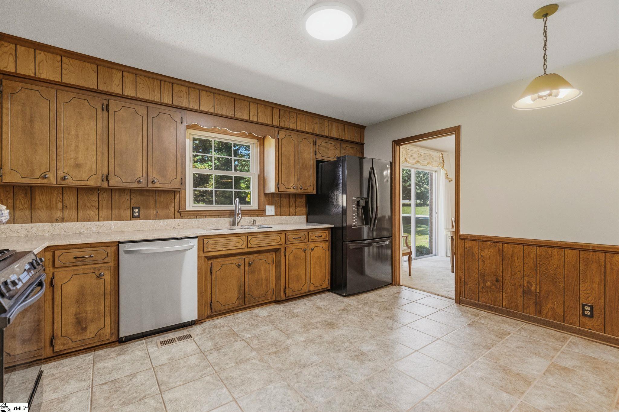 479 Ransdell Drive Spartanburg, SC 29307 - Photo 13 of 36