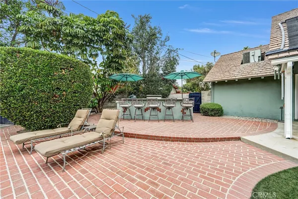 $1,599,000 | 17300 Sunburst Street, Northridge, CA 91325