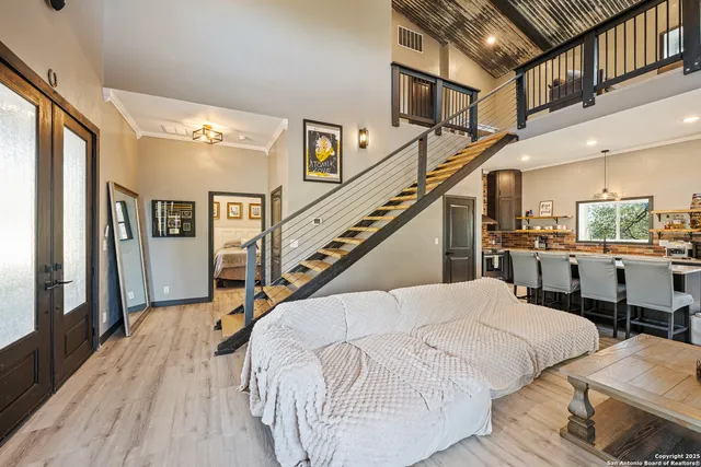 $550,000 | 144 County Road 7725, Natalia, TX 78059