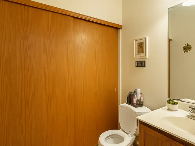 $249,900 | 1713 Fieldstone Drive North, Shorewood, IL 60404