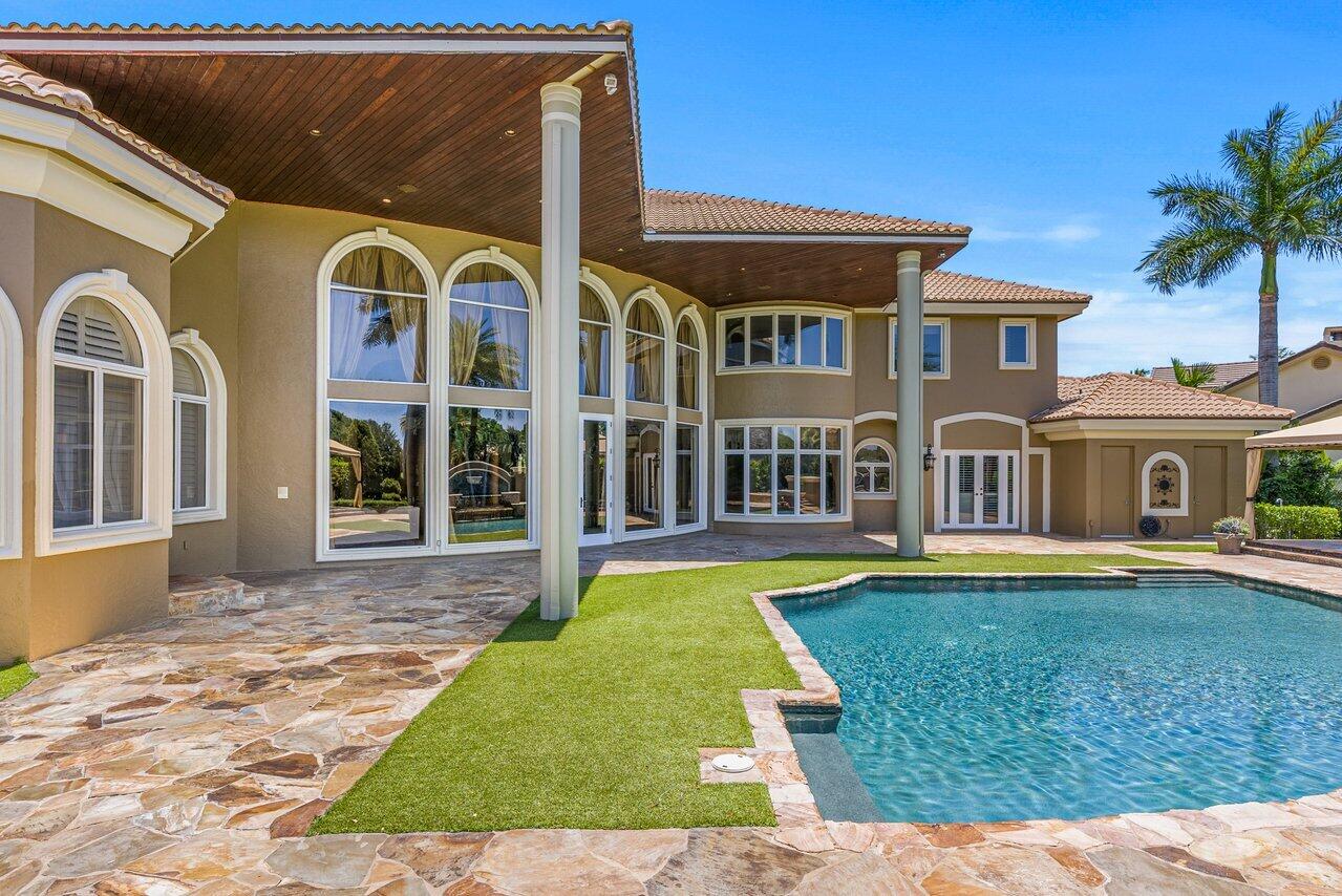 036-21169OakleyCourt-BocaRaton-FL-33433-